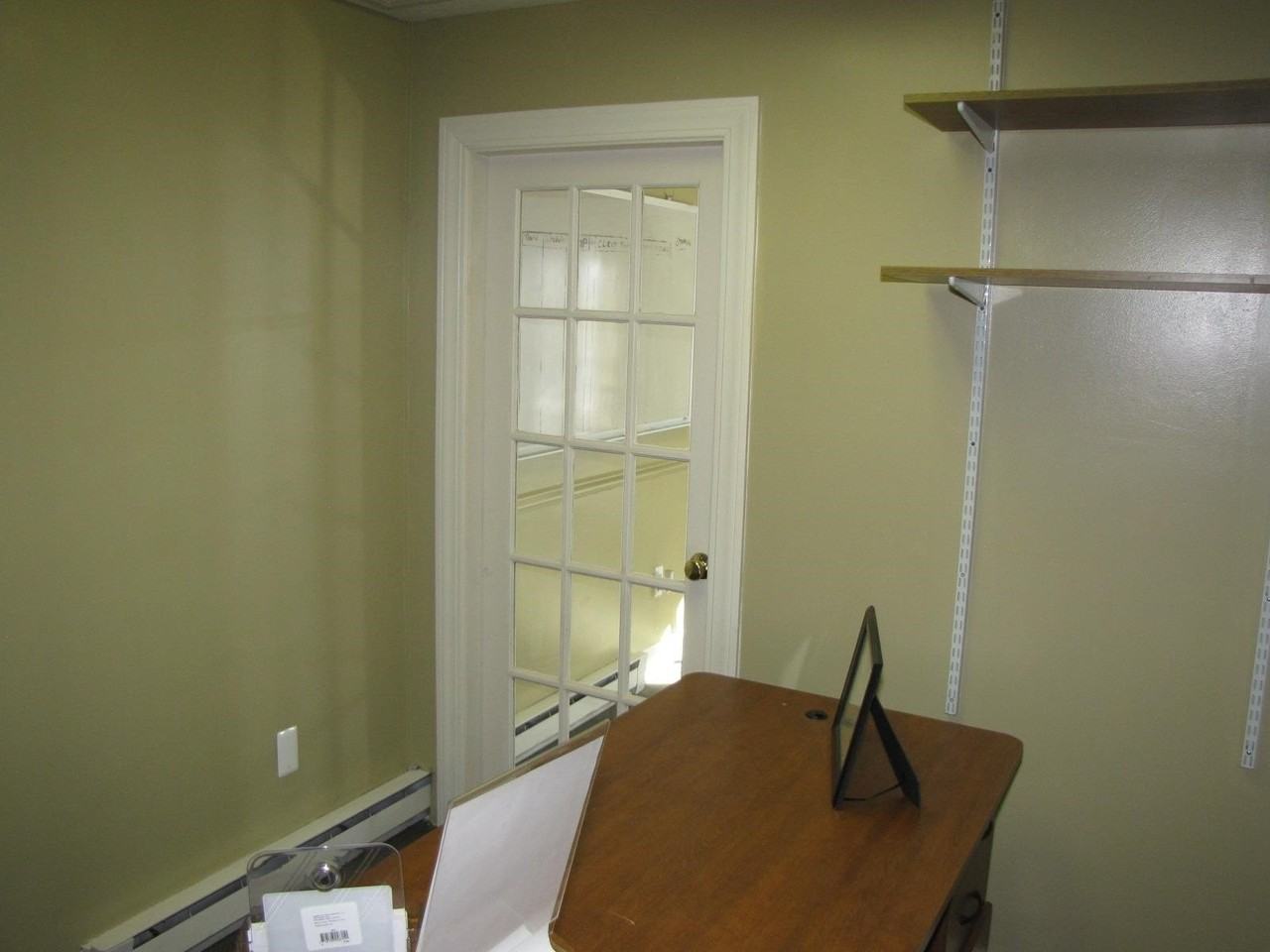 1100 Valley St - Photo 5 of 8