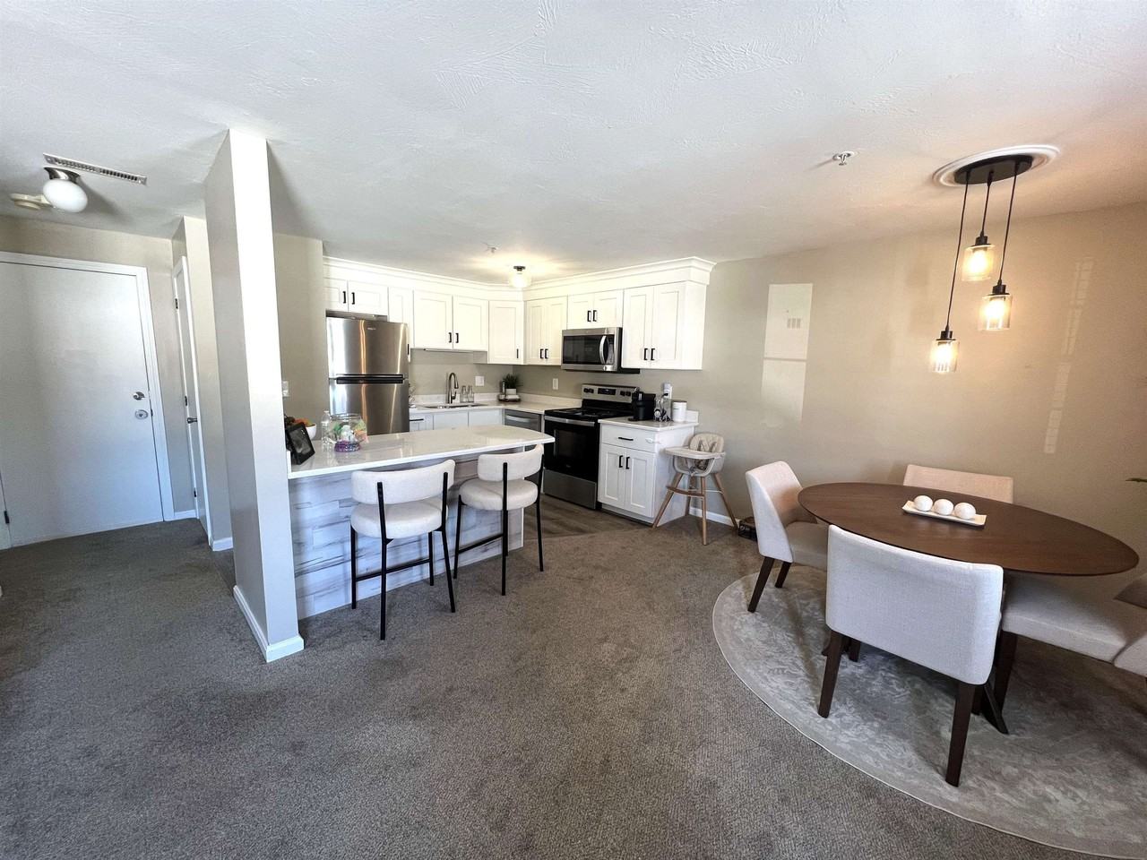 609 Elmwood Dr - Photo 6 of 27