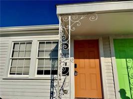 featured image of 3435 Pauger St