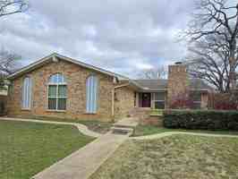 featured image of 2822 Oak Forest Dr