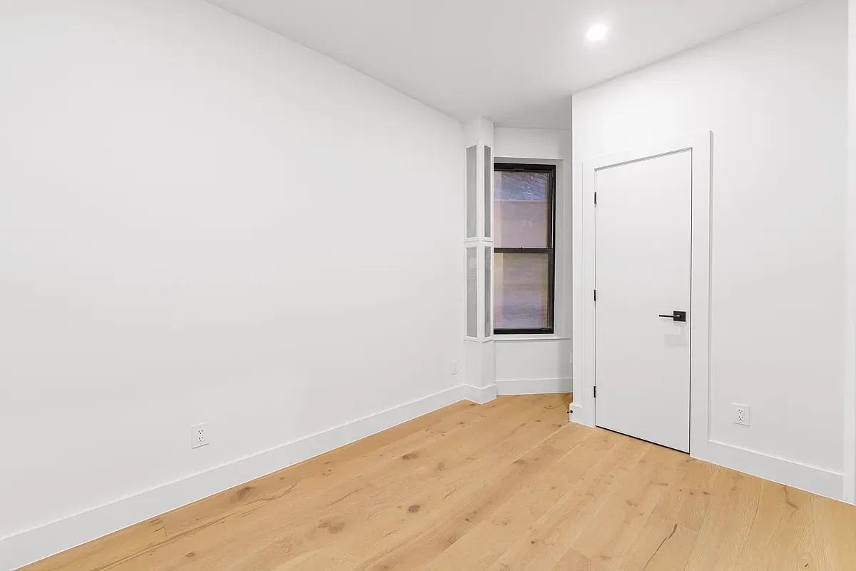 Avenue Of The Americas #6F - Photo 3 of 8