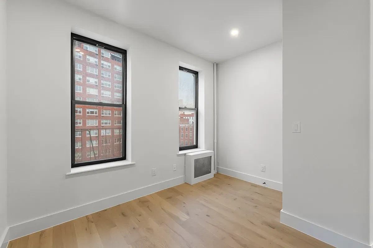 Avenue Of The Americas #6F - Photo 5 of 8