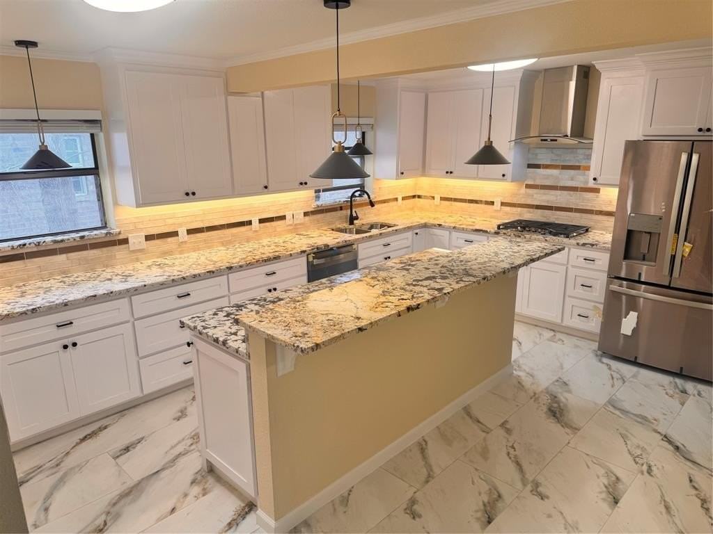 914 W Hunt St - Photo 5 of 23