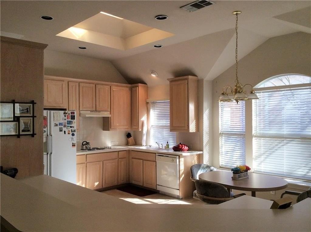 18731 Gibbons Dr - Photo 7 of 22