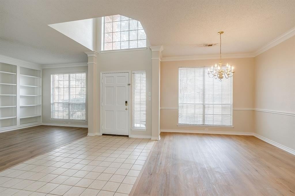 6937 Spring Valley Way - Photo 4 of 31