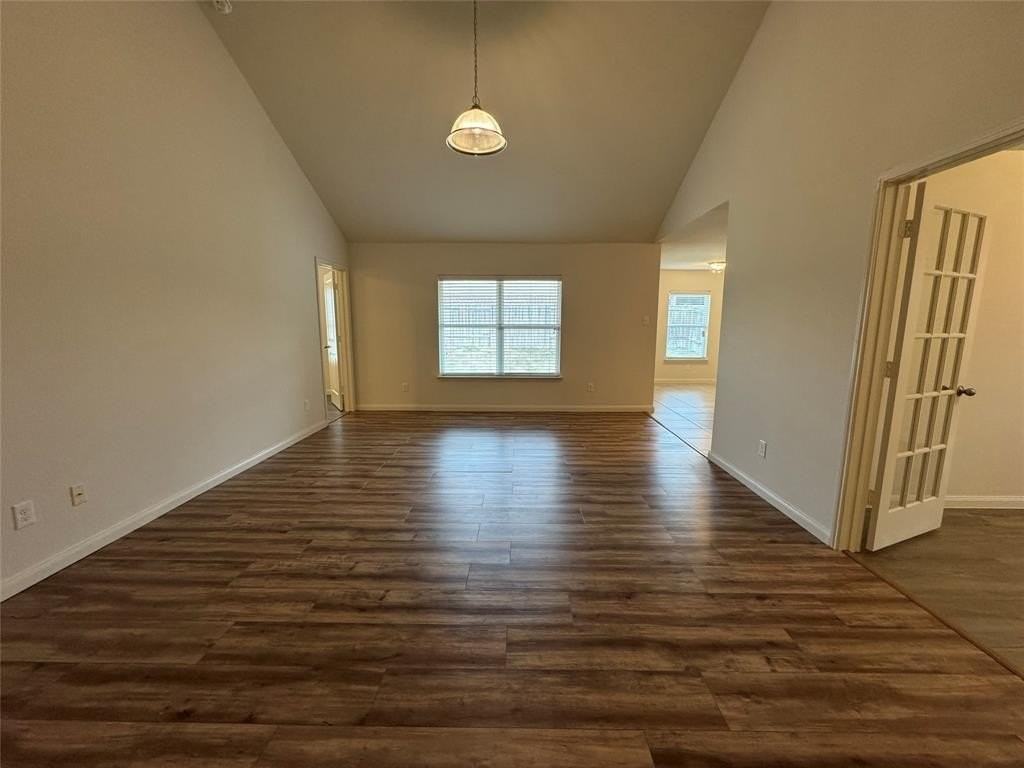 1608 Blackburn Way - Photo 3 of 23