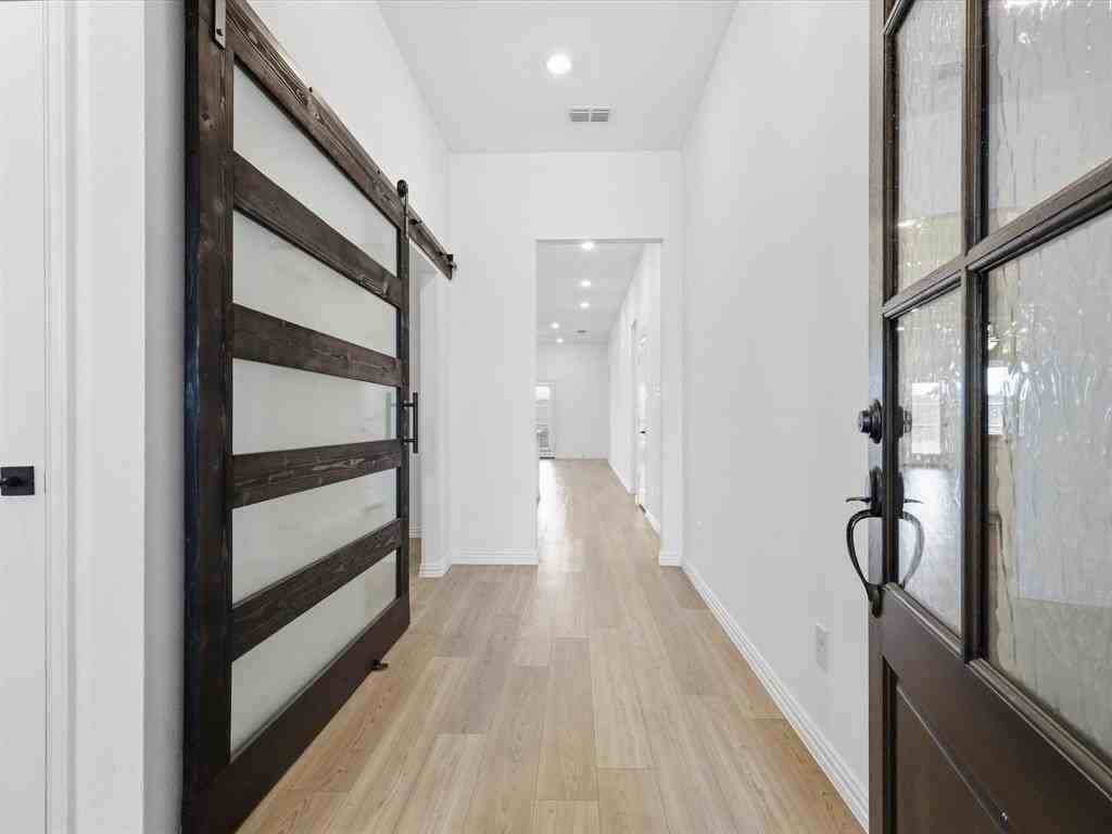 507 Covington Cv - Photo 4 of 27