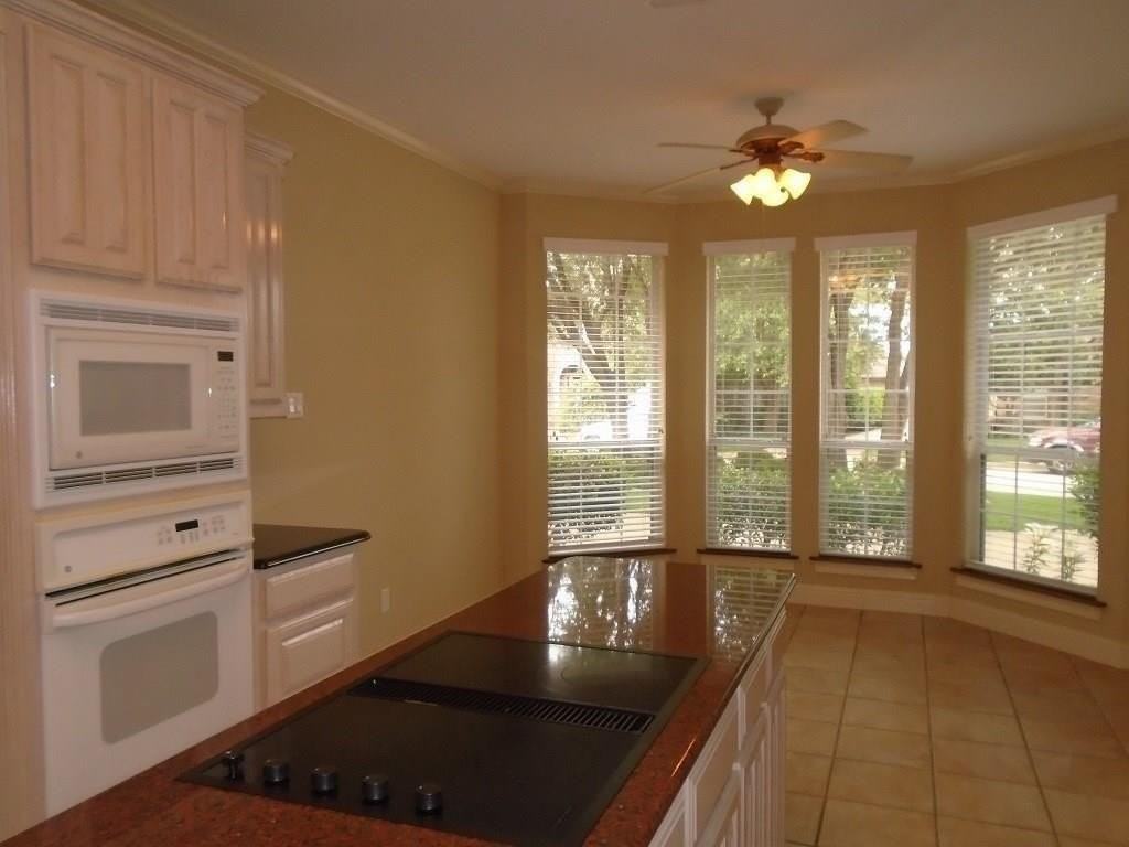 6905 Vista Ridge Ct - Photo 6 of 13