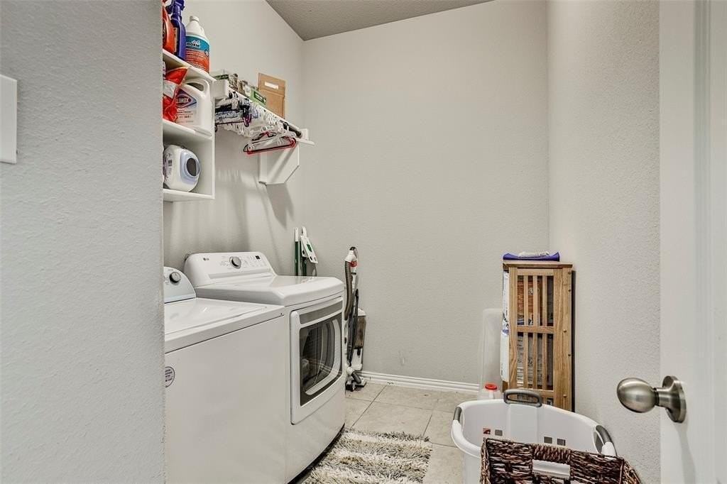 5601 Apple Ridge Dr - Photo 4 of 17