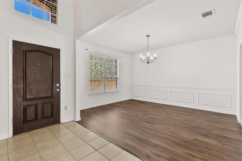 701 Setting Sun Trl - Photo 2 of 24