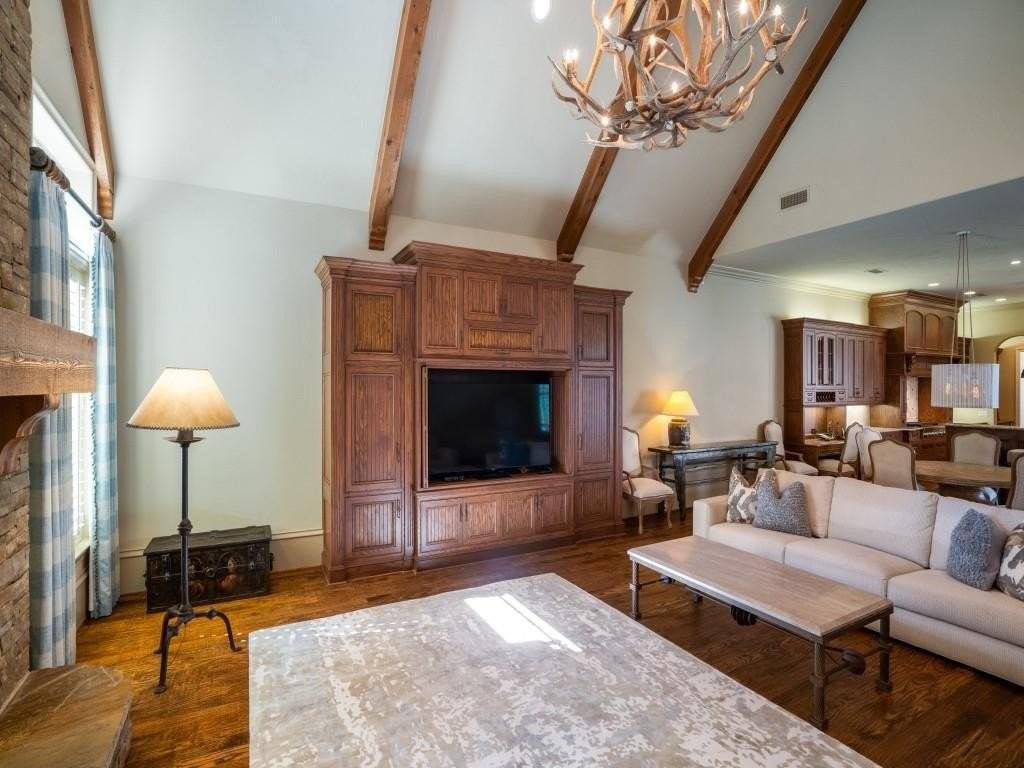 2782 Montreaux Dr - Photo 7 of 21