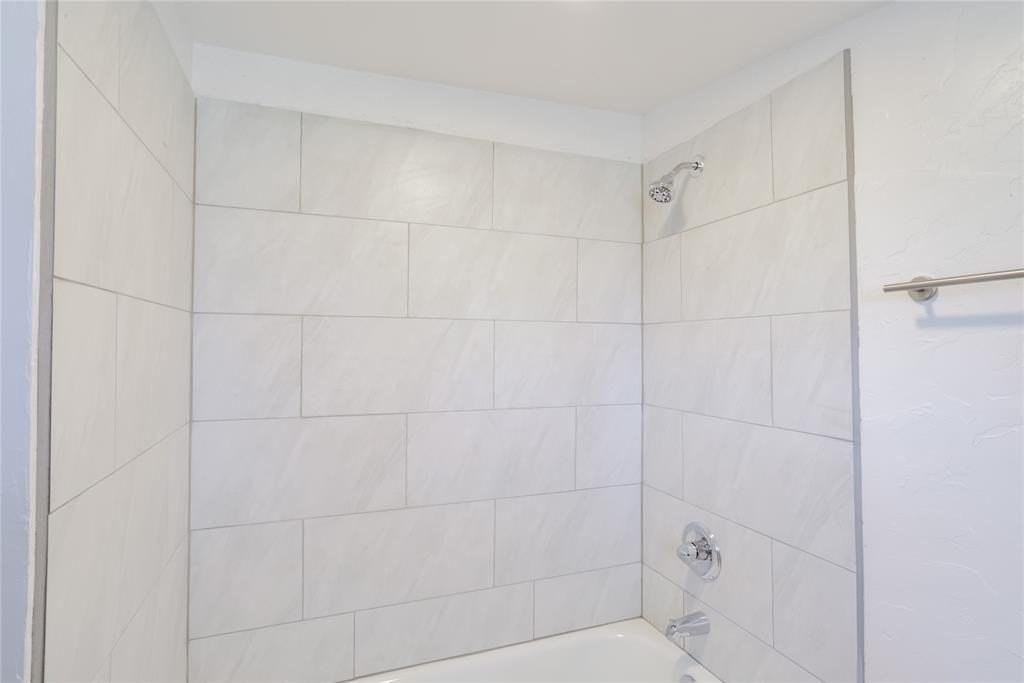 217 N Burdette Ave - Photo 6 of 14