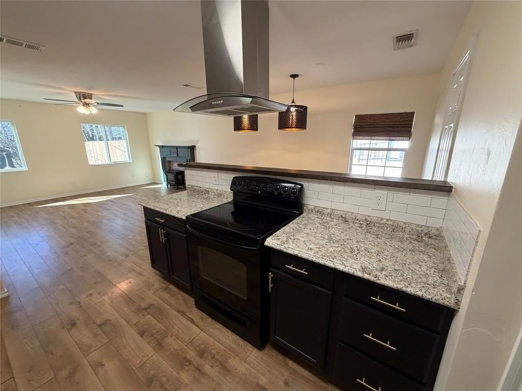 3812 Gordon Ave - Photo 5 of 19