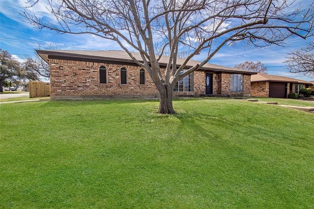 4801 Winesanker Way - Photo 2 of 33