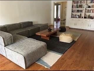 3572 Teakwood Ln - Photo 3 of 18