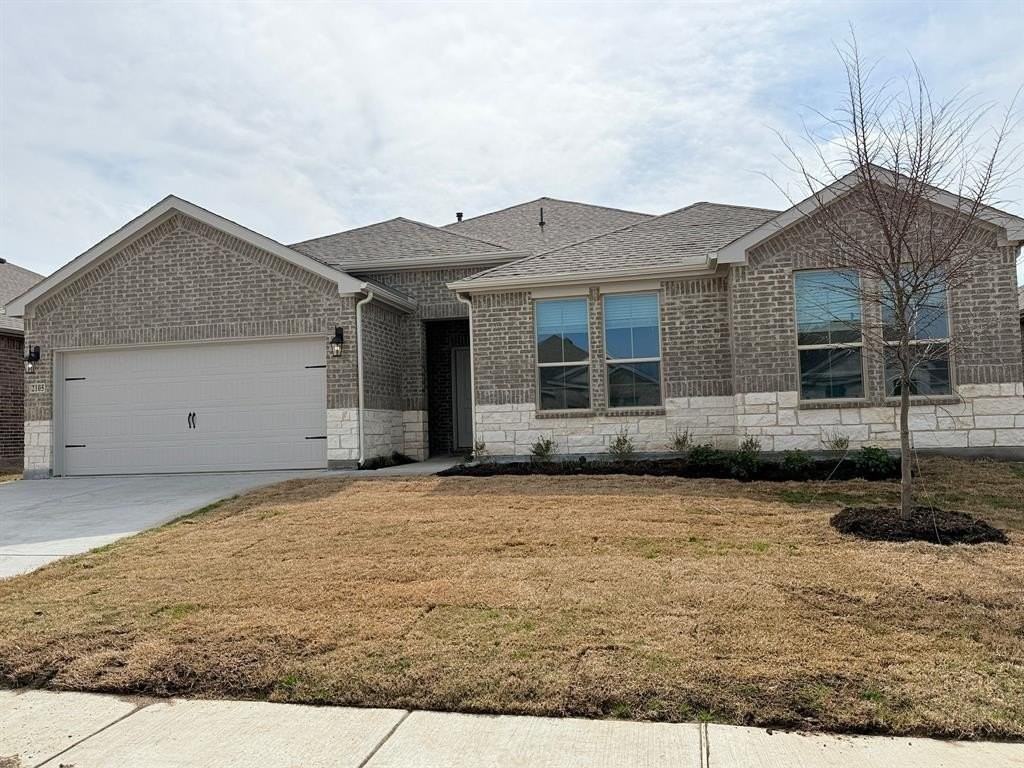 2105 Eugene St - Photo 2 of 18