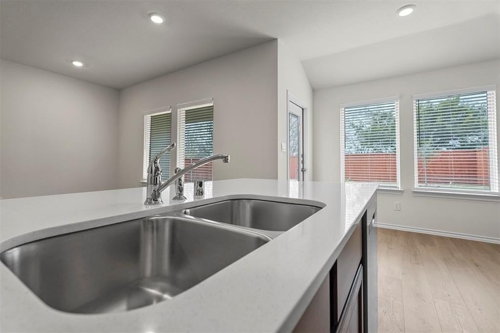 2402 Burleson Rd - Photo 7 of 21