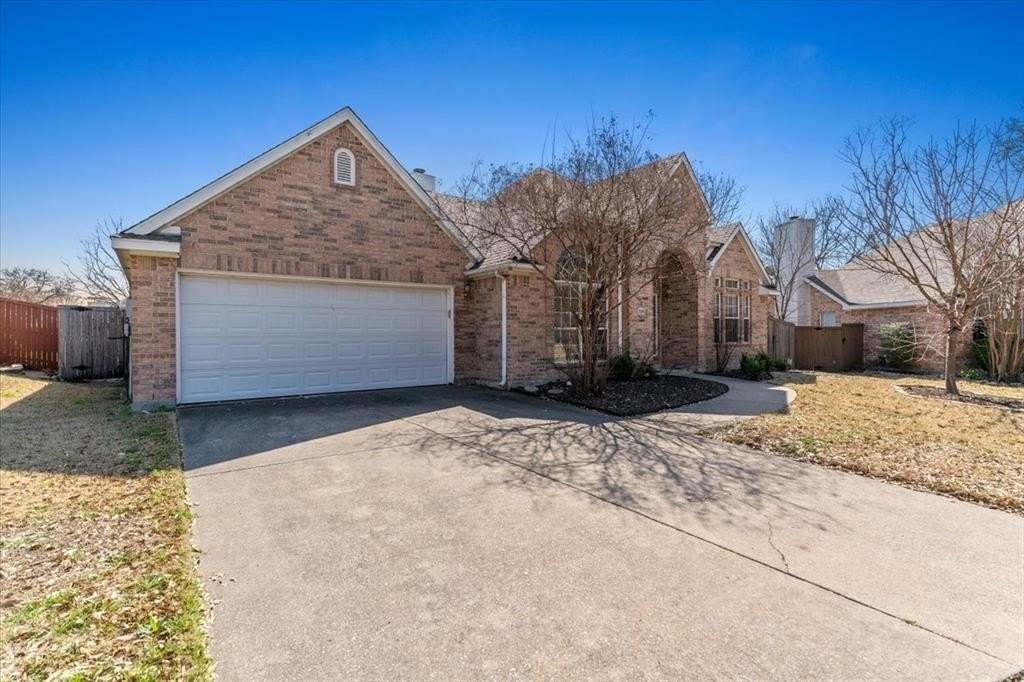 8408 Falconet Cir - Photo 2 of 40