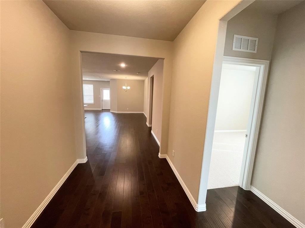 832 Porcupine Dr - Photo 3 of 16