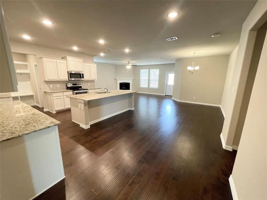 832 Porcupine Dr - Photo 5 of 16