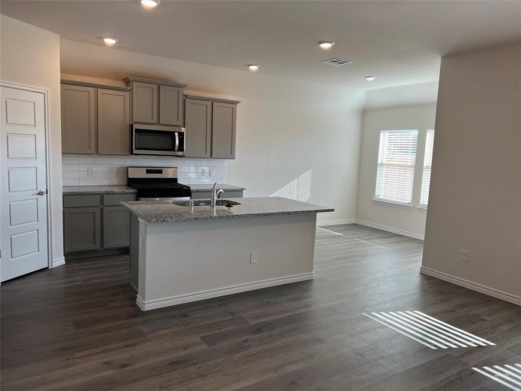 807 Cinnabar Way - Photo 5 of 22