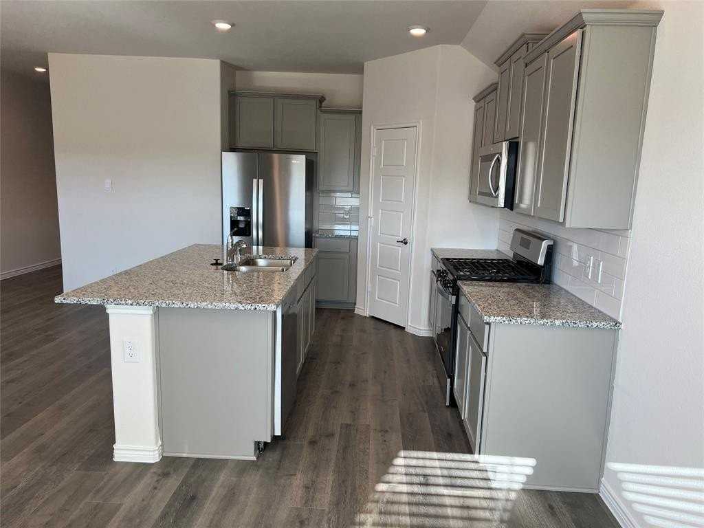 807 Cinnabar Way - Photo 7 of 22