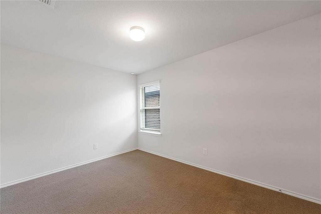 4319 Cordata Dr - Photo 7 of 15