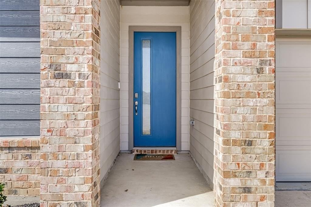 2216 Toucan Dr - Photo 2 of 25