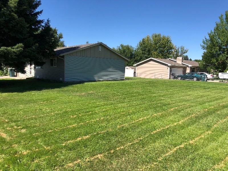 1507 Elaine Street - Photo 2 of 16