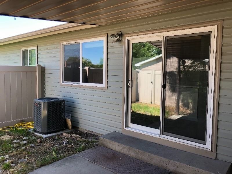 1507 Elaine Street - Photo 3 of 16