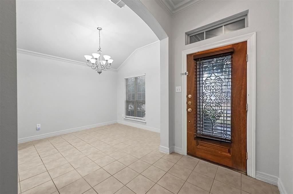 1400 Rosson Rd - Photo 3 of 23