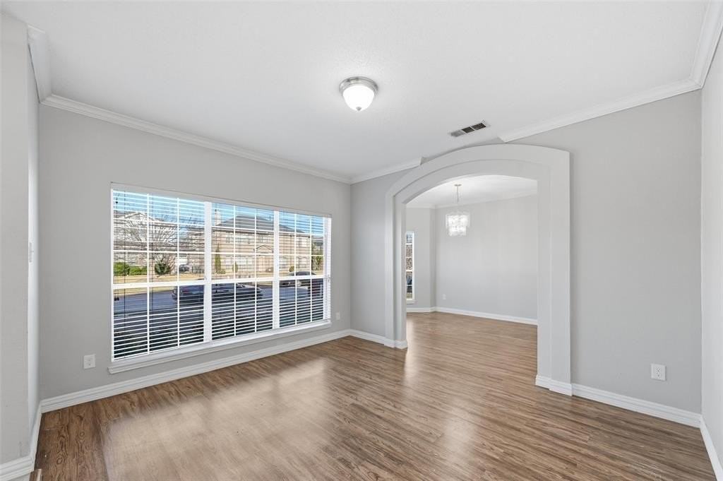 613 Norwood Dr - Photo 4 of 29