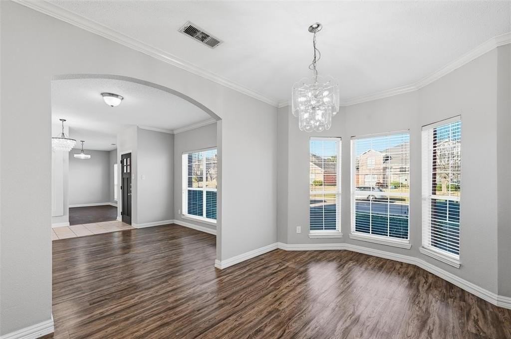 613 Norwood Dr - Photo 5 of 29