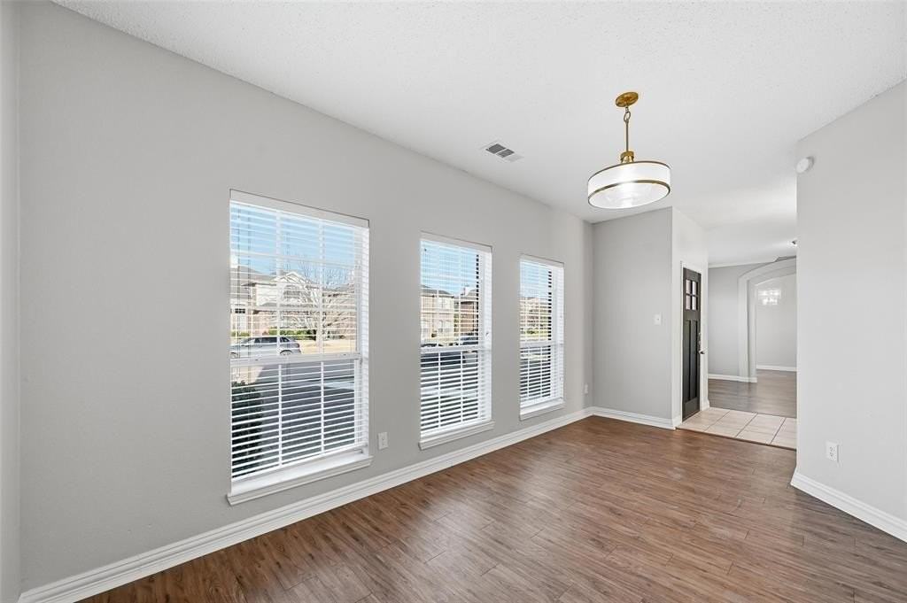 613 Norwood Dr - Photo 6 of 29