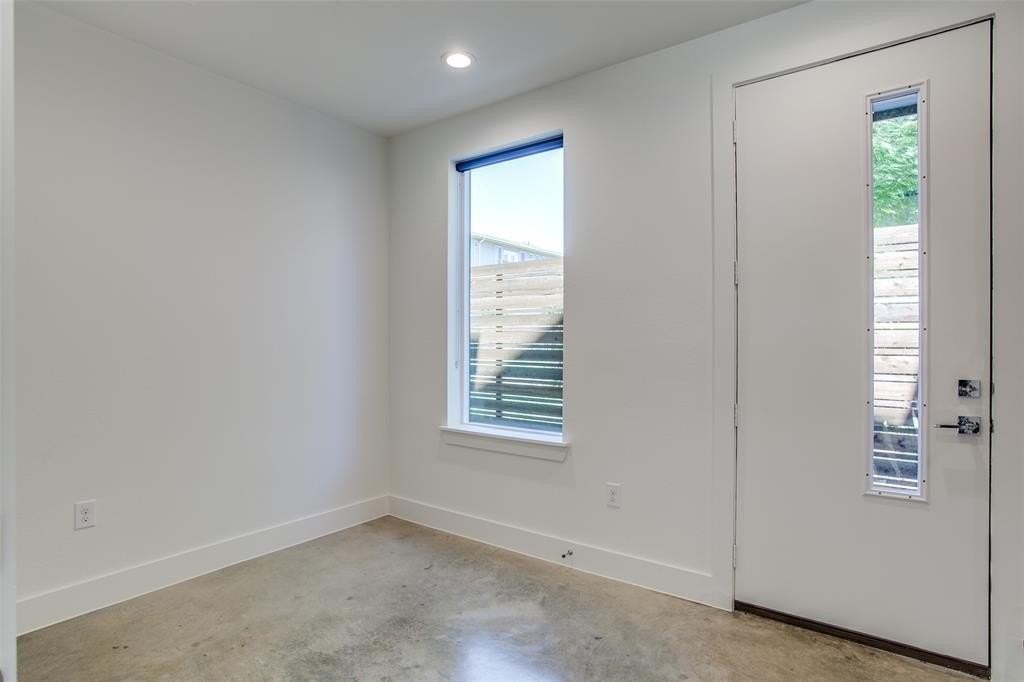 4419 Cabell Dr #203 - Photo 4 of 25