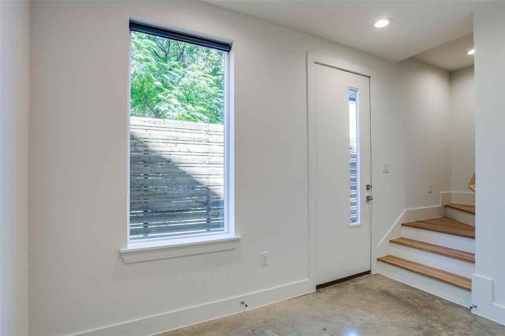 4419 Cabell Dr #203 - Photo 5 of 25