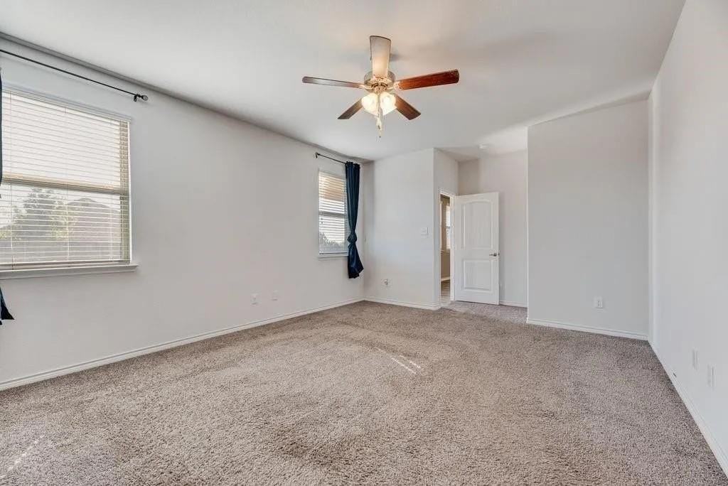 633 Bassett Hall Rd - Photo 7 of 20