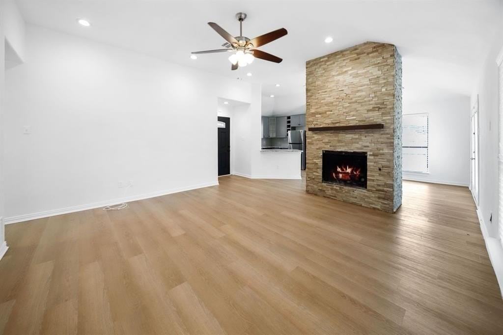 2305 Windridge Ln - Photo 6 of 19