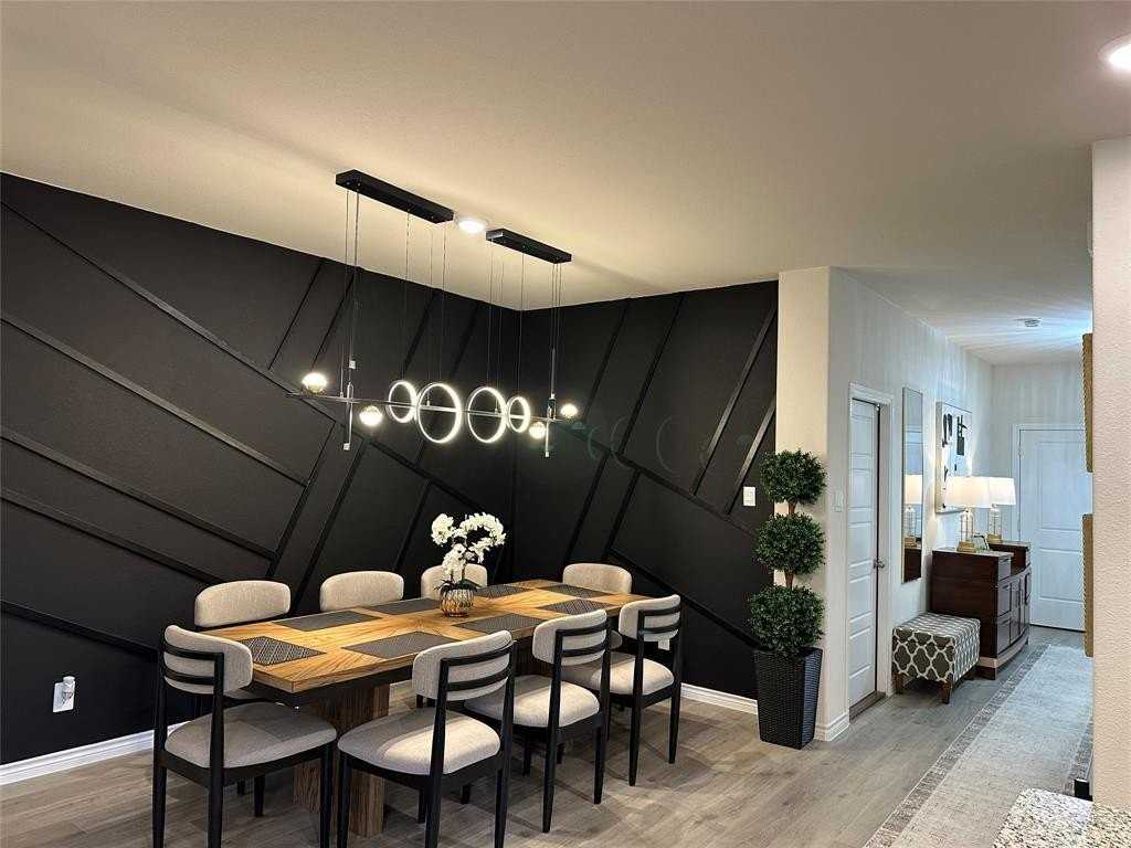 10108 Tidwell St - Photo 3 of 10