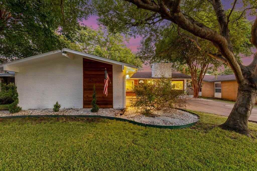 3622 High Vista Dr - Photo 4 of 29