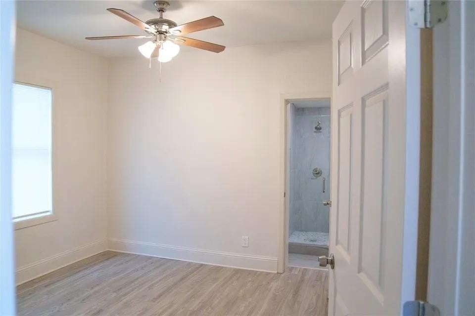 1026 Rockwood St - Photo 6 of 11