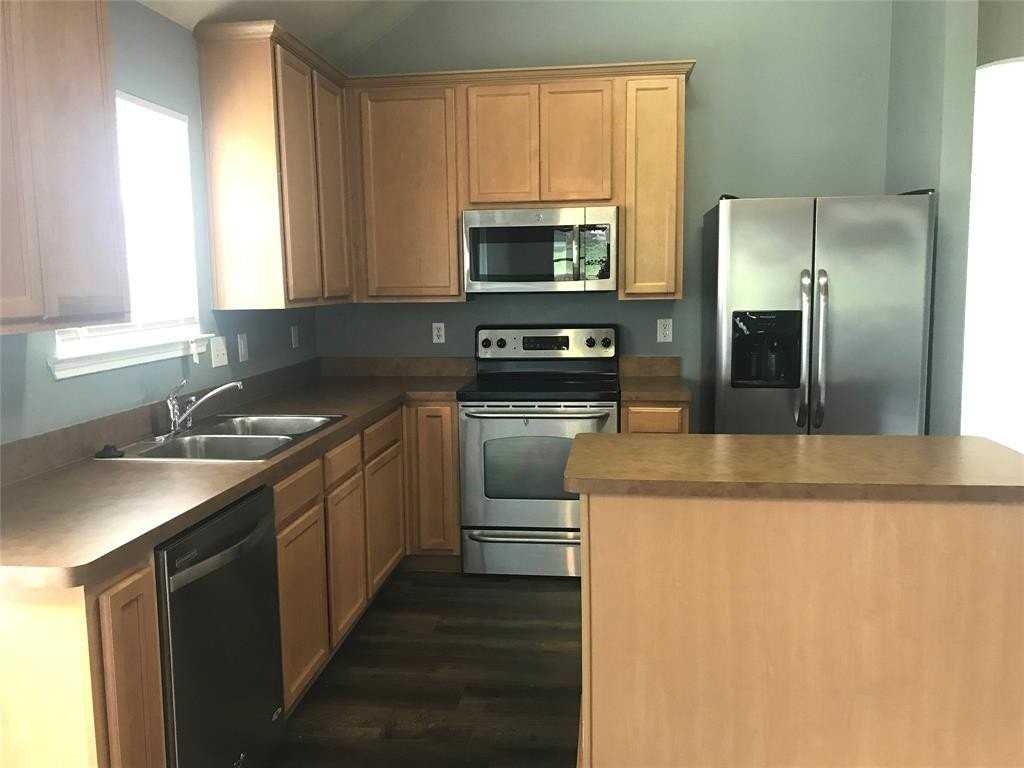 492 Northbrook Ave - Photo 2 of 40