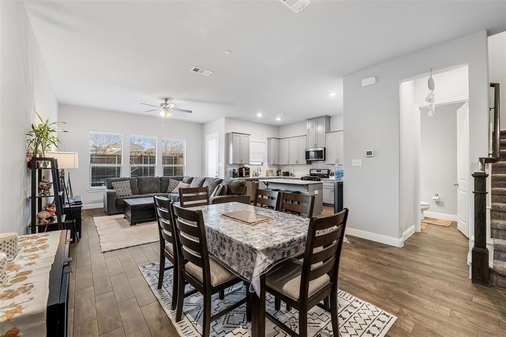 620 Hutchinson Ln - Photo 3 of 16