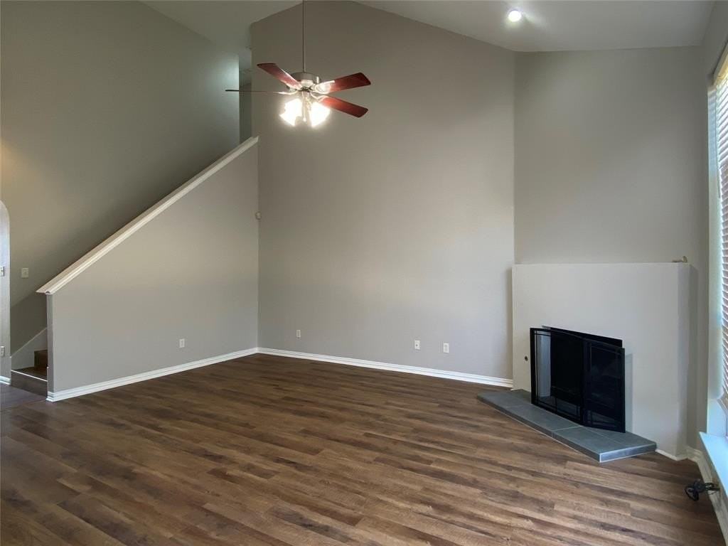 1544 Commerce Dr - Photo 3 of 19