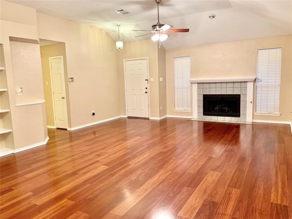 2921 Lake Valley Dr - Photo 5 of 36