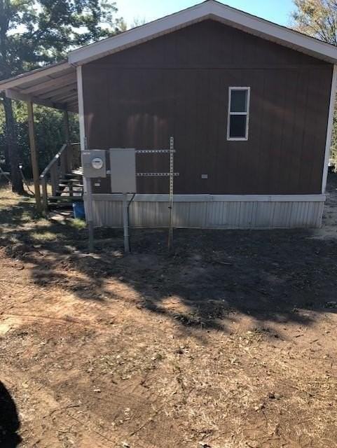 829 N Smith St - Photo 2 of 14