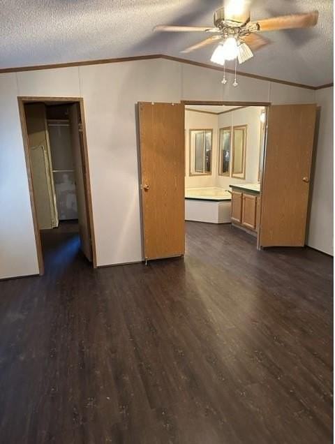 829 N Smith St - Photo 6 of 14