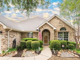 1417 Lowes Farm Pkwy - Photo 1 of 1