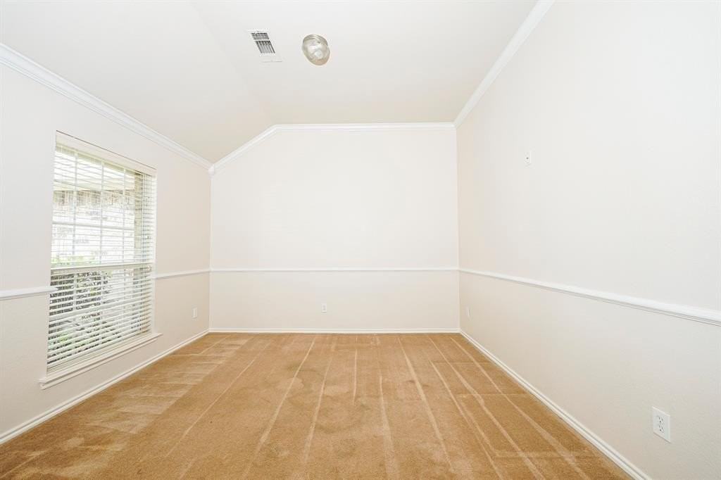 1417 Lowes Farm Pkwy - Photo 6 of 28