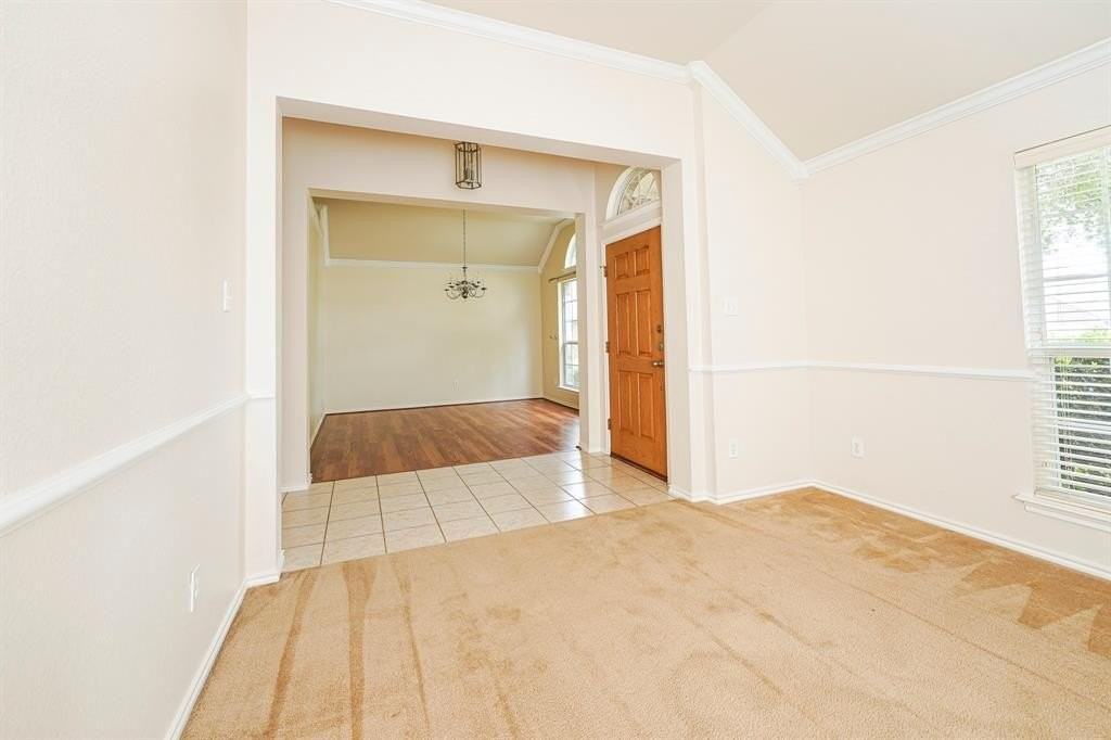 1417 Lowes Farm Pkwy - Photo 7 of 28